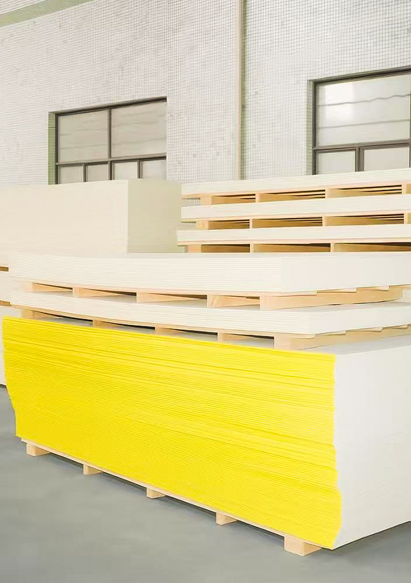 Plinthe de panneaux muraux en placage de bois